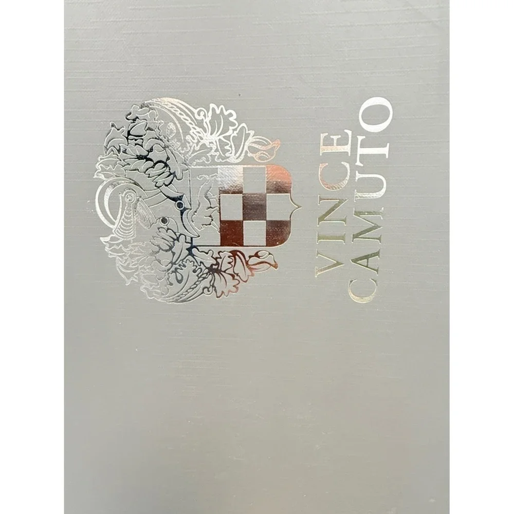 Vince Camuto vince camuto